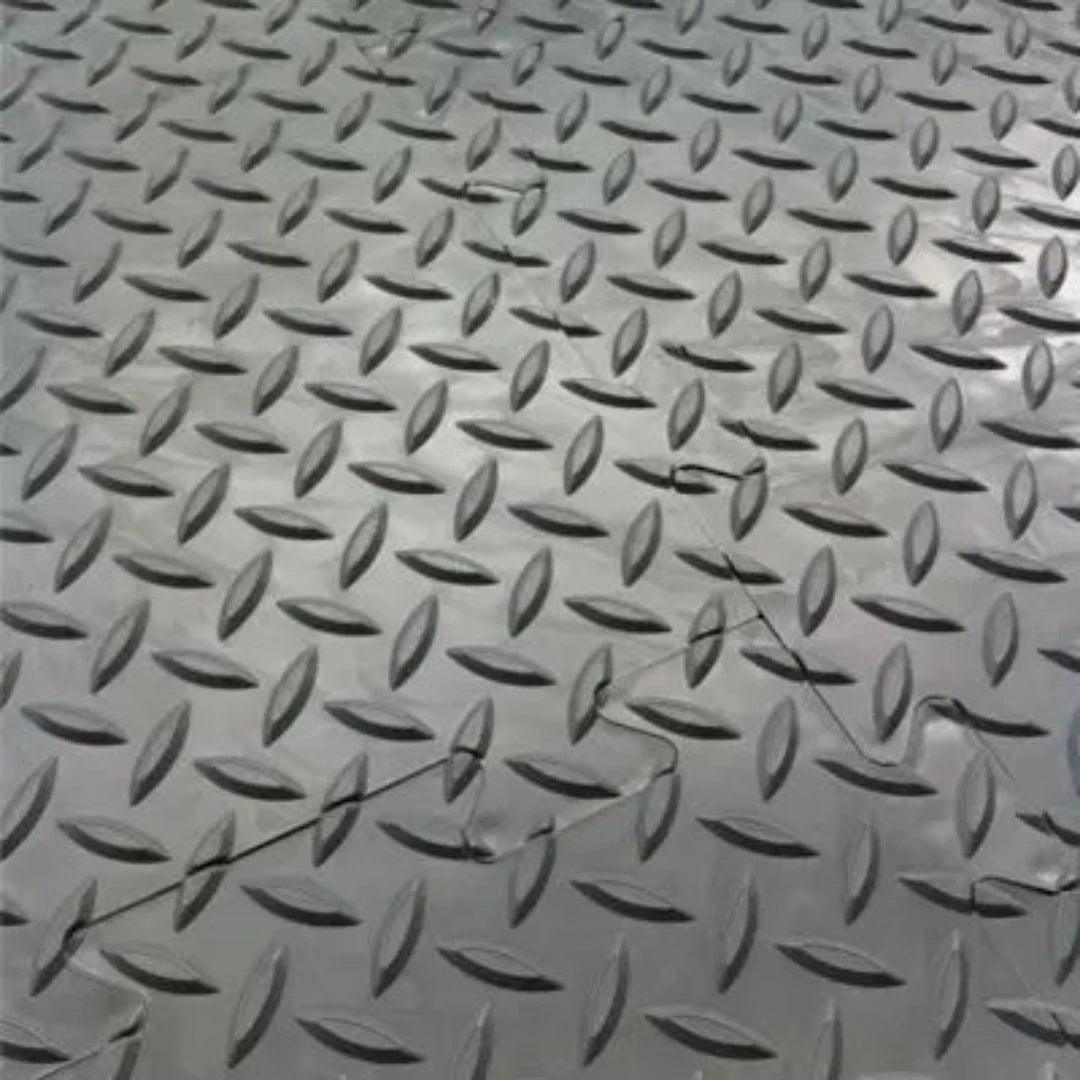 Black Vinyl Garage Flooring Tiles | Checkerlock, PVC, 495mm x 495mm x 14mm Thick garage floor tiles Sprung Gym Flooring   